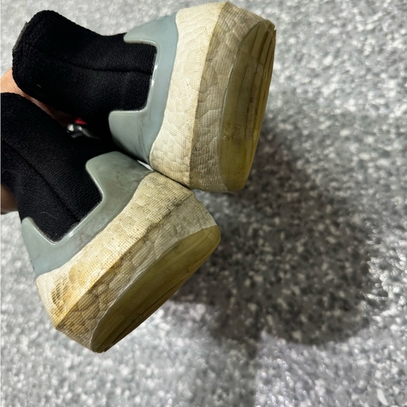 Adidas Ultraboost 22 Parley Black Magic Grey Running Shoes Mens Size 11 - Picture 7 of 8